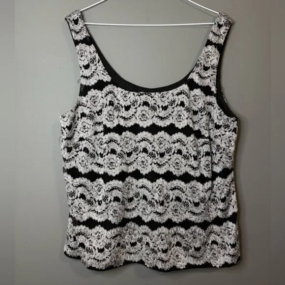 JS Boutique 2X Black & White Lace 2-Piece Set Tank & Cardigan Elegant Plus Size - Picture 2 of 9
